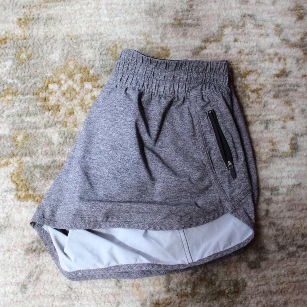 Lululemon Women's Shorts - Gray
